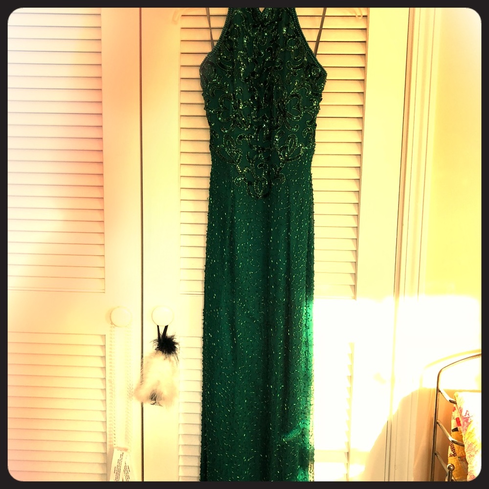 Cache Emerald Green Formal Beaded Gown sz 0